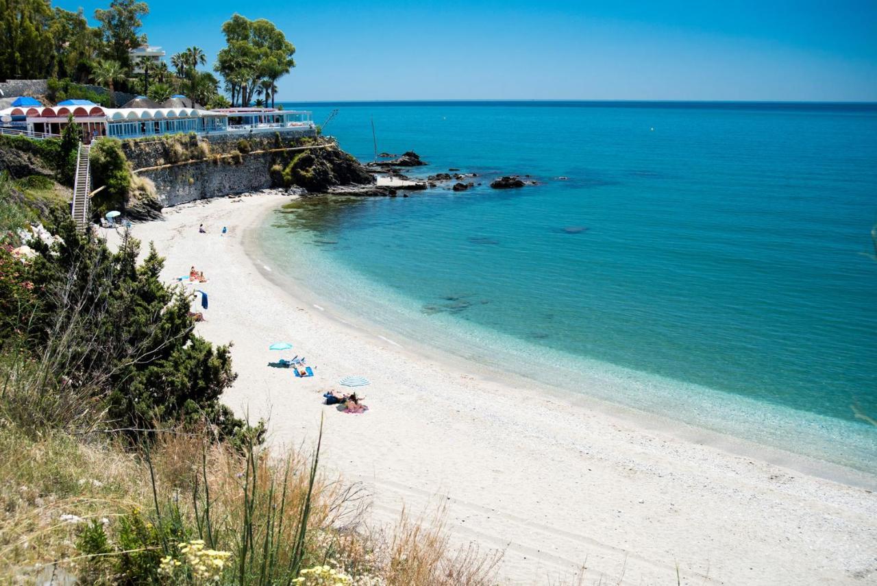 MINERVA, Benalmadena Costa, Stunning Sea&Mountain view, 1 bedroom apartment Exteriör bild